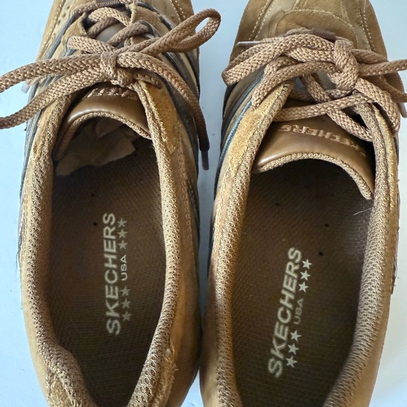 Skechers Brown Lace Up Leather Sneakers with gold suede embroidered lace EUC - Picture 5 of 8